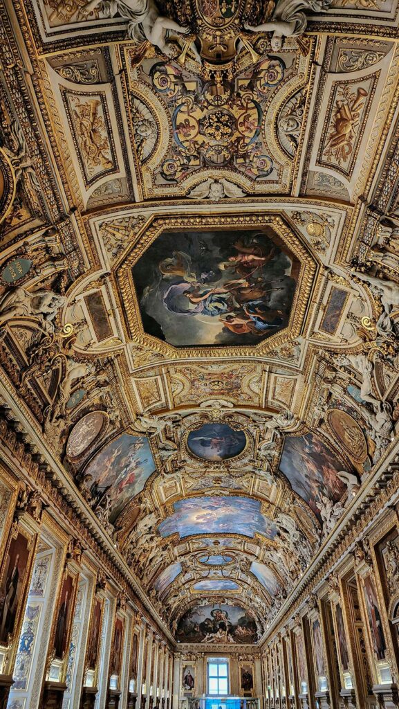 VATICAN-MUSEUM-WITH-SISTINECHAPEL